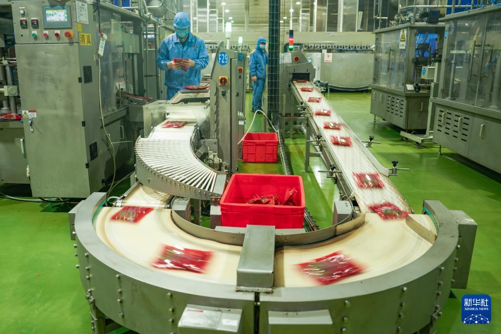 四川：传统工艺与智能生产并行 &nbsp;打造特色烧椒酱