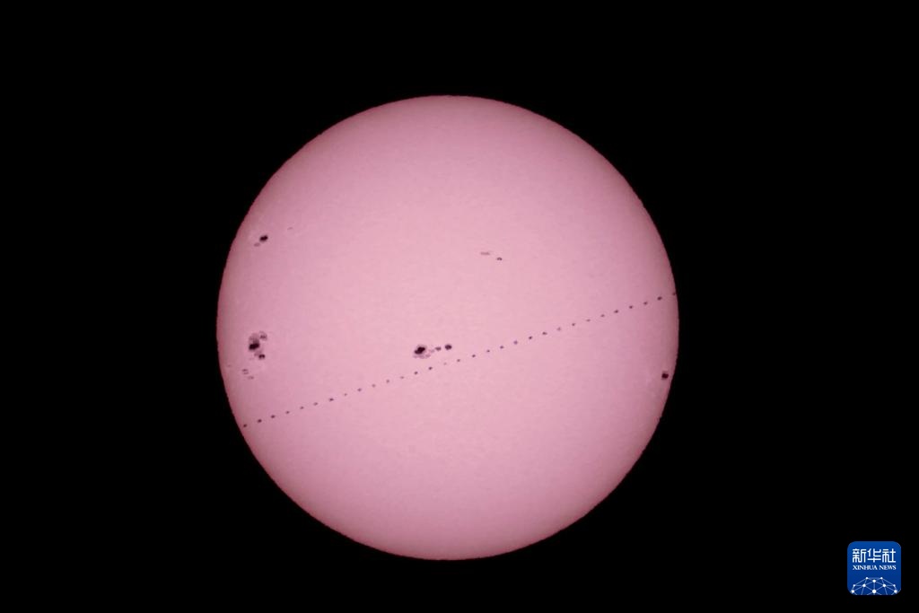 中国空间站凌日