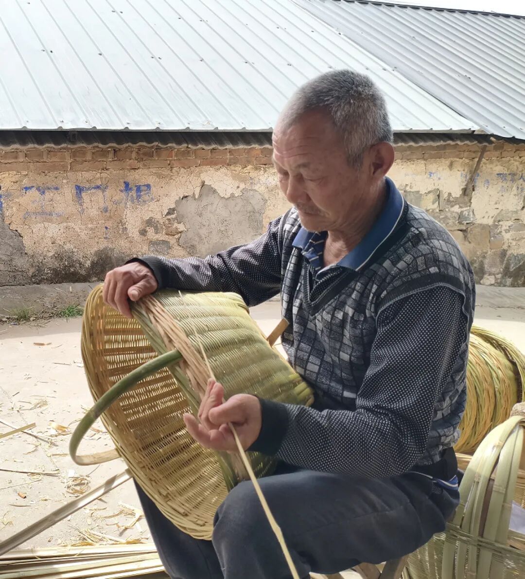 河南千年古庙会竟是“童年记忆博物馆”，篦子、簸萁、古代版“尿不湿”你能认出几样？