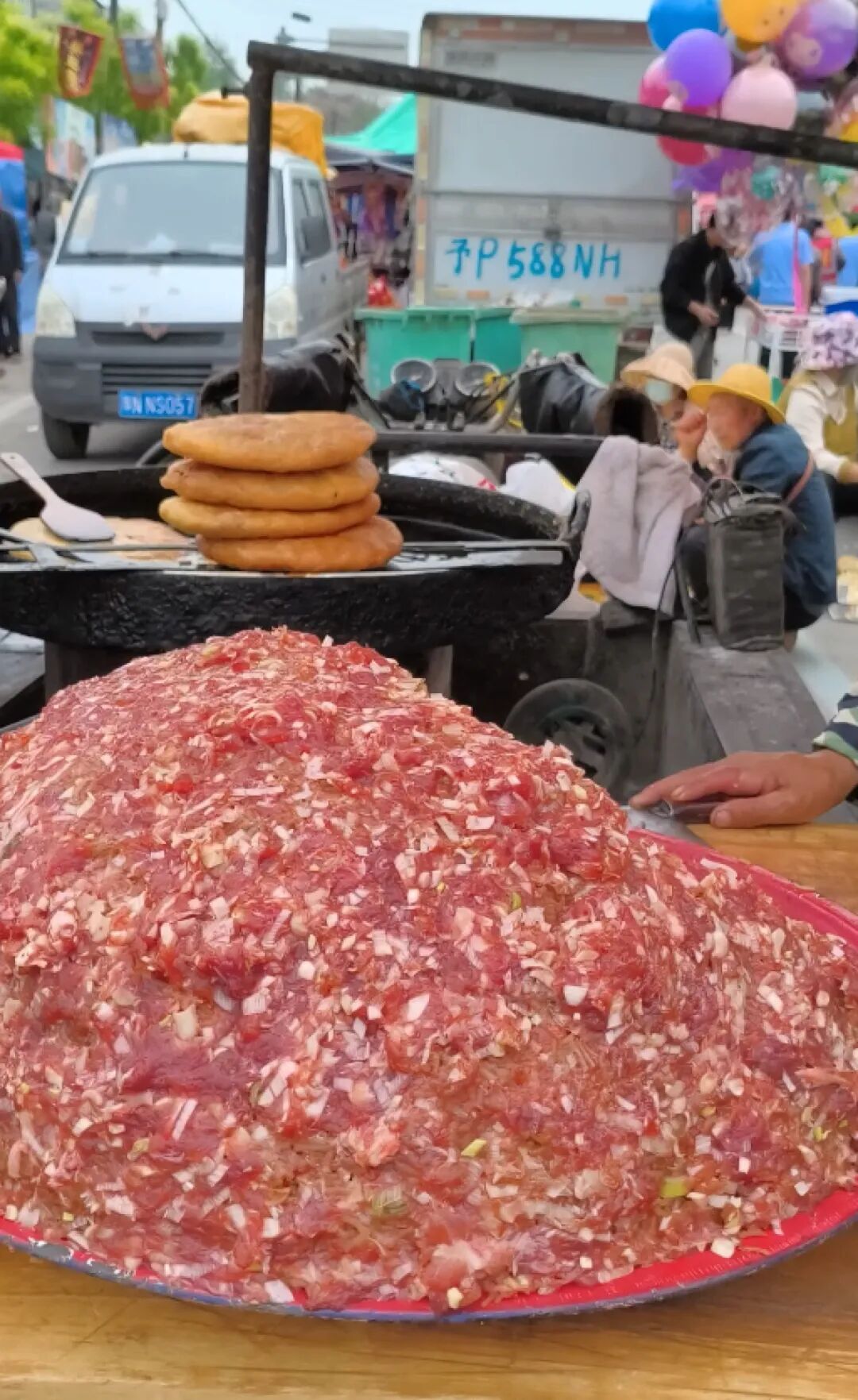 河南千年古庙会竟是“童年记忆博物馆”，篦子、簸萁、古代版“尿不湿”你能认出几样？