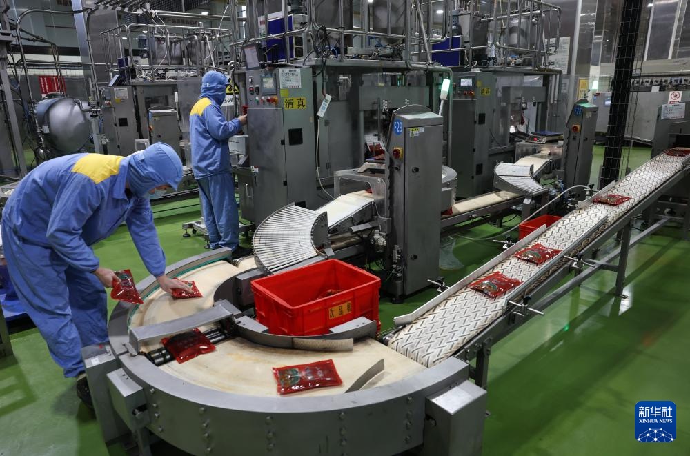 四川：传统工艺与智能生产并行 &nbsp;打造特色烧椒酱