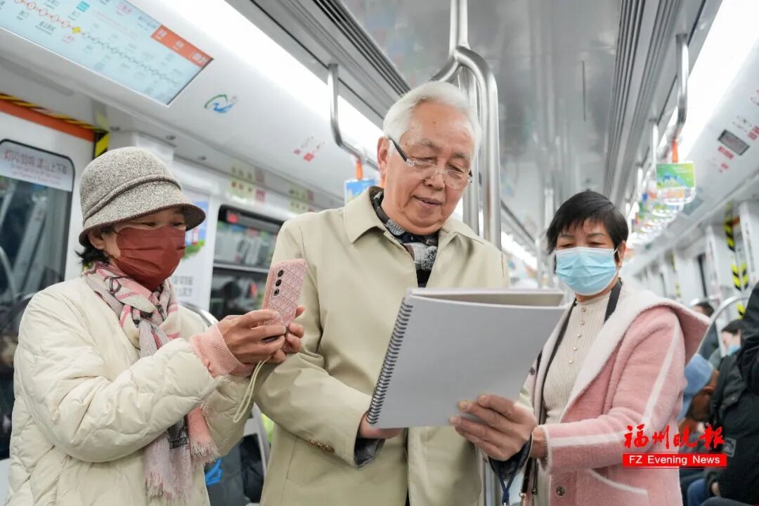 福州“速写爷爷”，火了！毕业于福建师大！