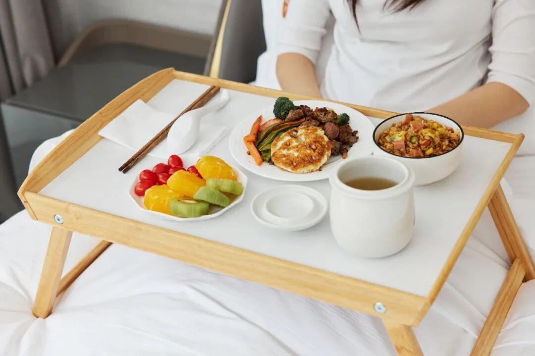 穴位按摩+食疗，促进产后康复