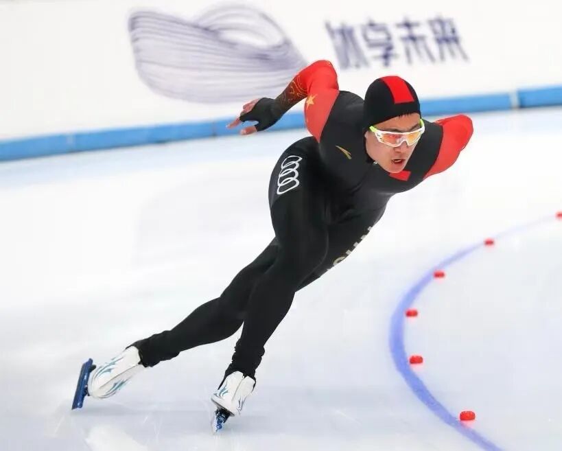 登顶全国速滑锦标赛！哈尔滨两员名将各斩获1金1铜