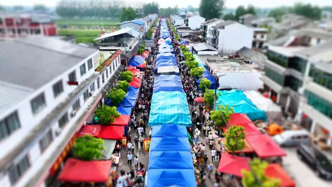 河南千年古庙会竟是“童年记忆博物馆”，篦子、簸萁、古代版“尿不湿”你能认出几样？