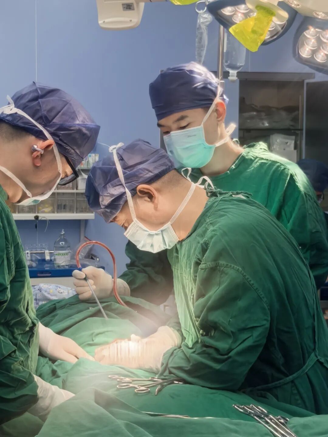 太凶险！福建郑先生被紧急送医抢救！医生：这病致死率高！