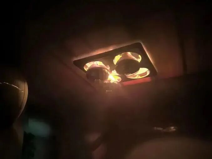 瞬间炸裂，近期发生多起！紧急提醒：严禁直接用水泼浇