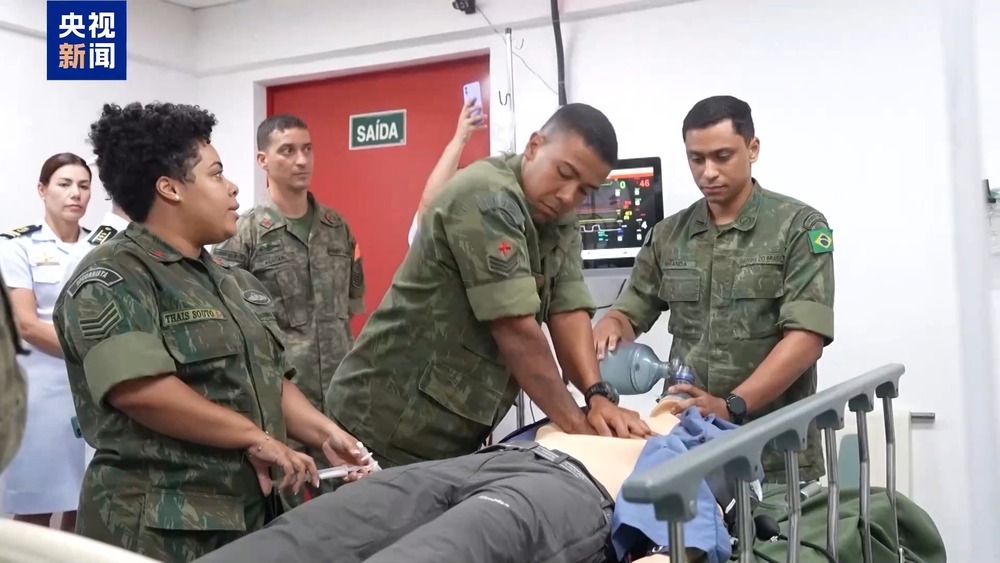 “丝路方舟”号圆满完成访问任务离开巴西