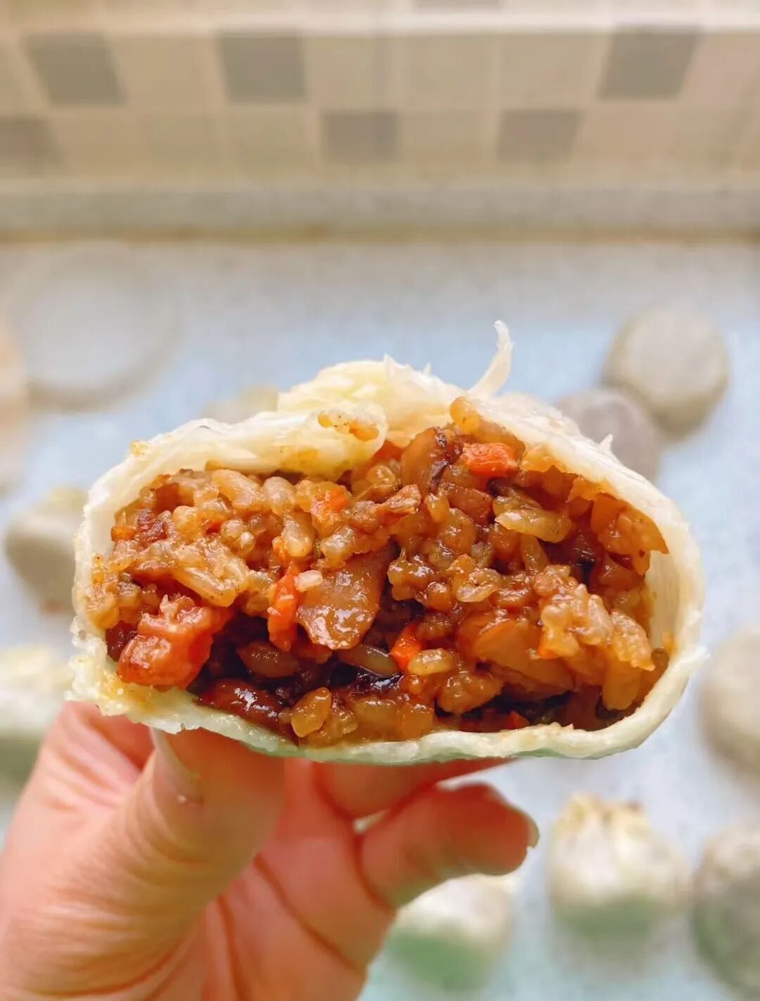 “妈！我想回家，吃你做的饭！”