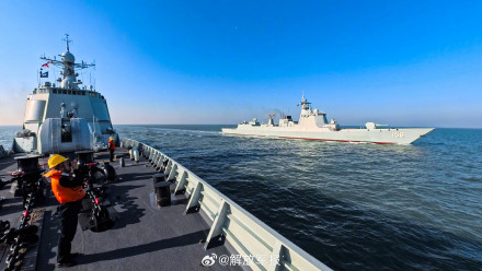 砺兵深蓝！海军某驱逐舰支队实战化训练