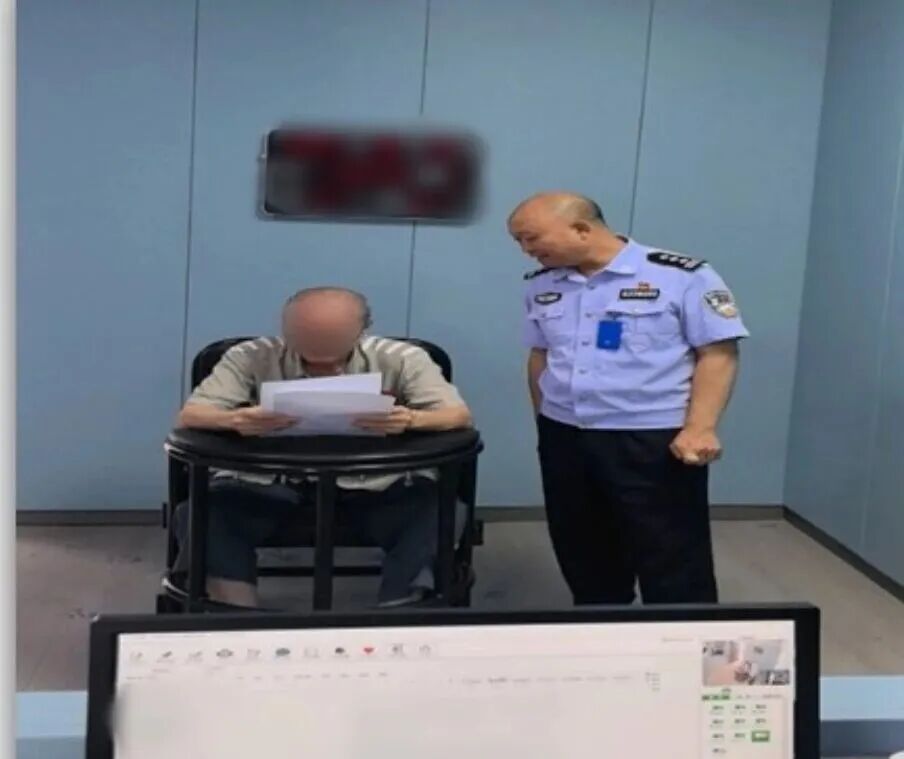 公安部A级通缉犯在狱中被揪出：13年从不使用真实口音，交流随时变调