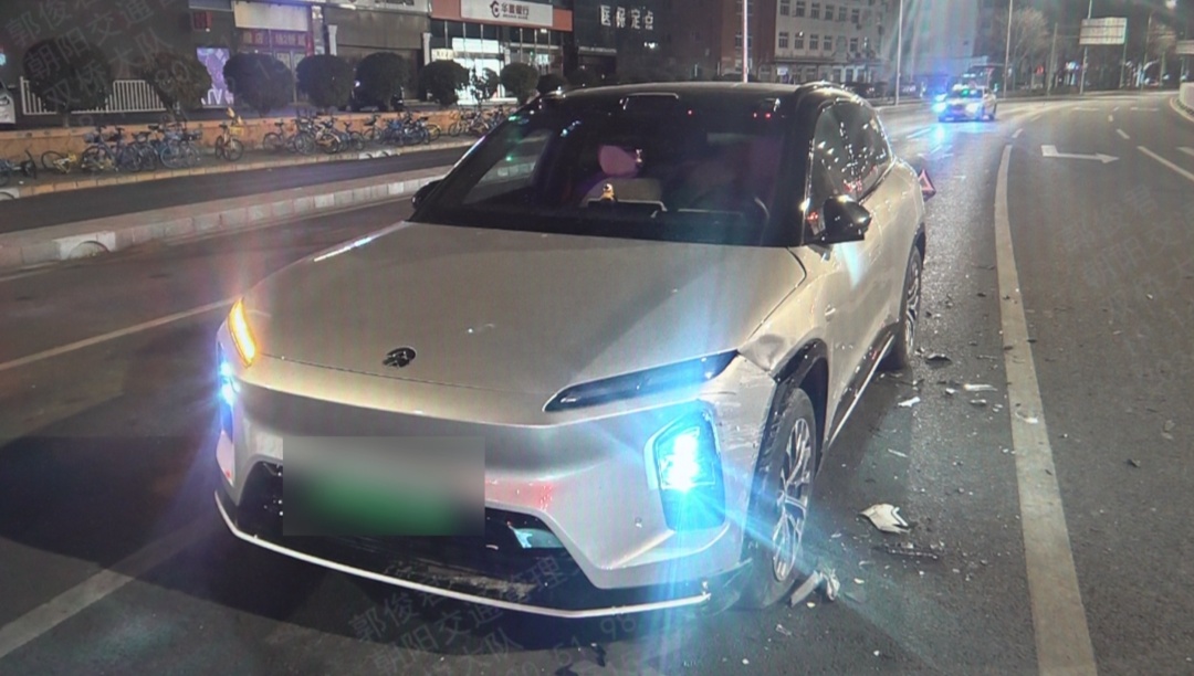 “叫了代驾……最后掉沟里了，我记得”