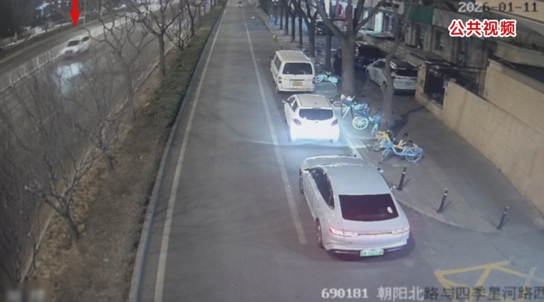 “叫了代驾……最后掉沟里了，我记得”