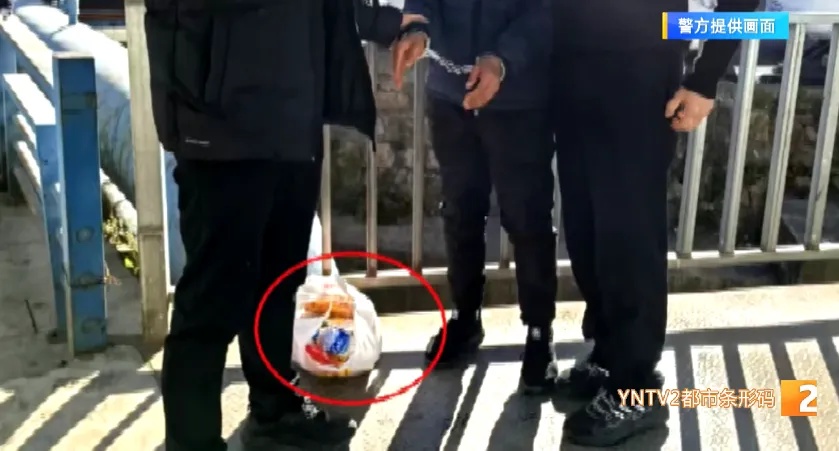 洗衣店5秒失窃，民警6小时破案！男子零食没吃完就栽了