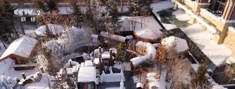 从“观赏”到“玩转” 冰雪消费新趋势、新亮点持续拓展冬季消费新空间