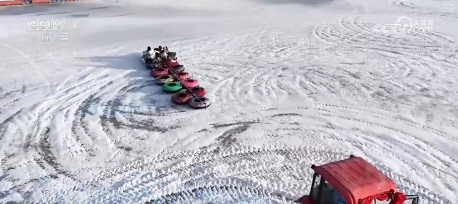 多元体验热“雪”沸腾聚人气 “冰雪+”跨界上“新”焕发新活力激活新消费