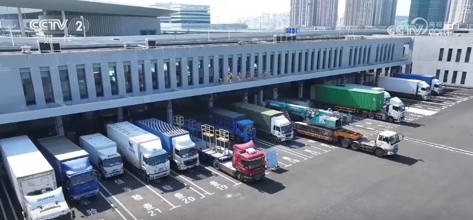 火热数据折射外贸区域亮点 “数”览跃升曲线感知外贸增长全方位澎湃活力