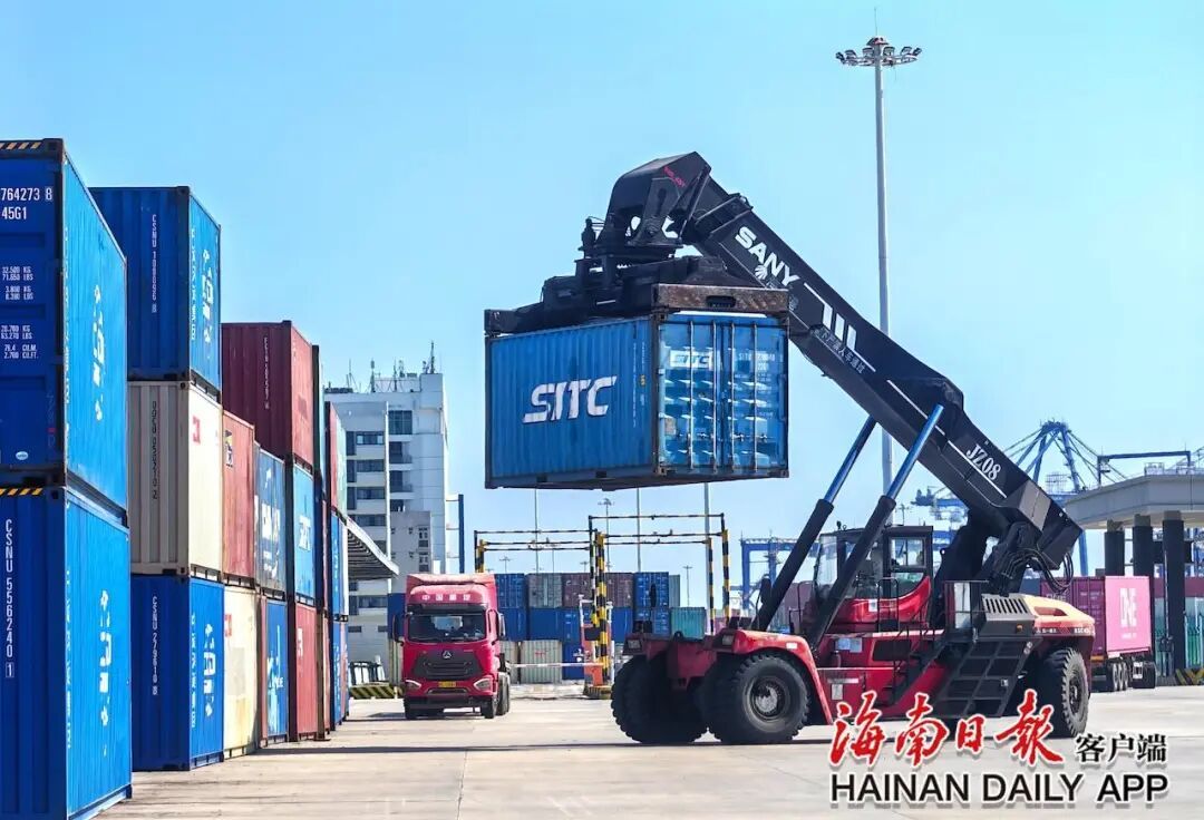 免税消费48.6亿元，新增备案外贸企业超5000家！海南自贸港封关首月数据出炉
