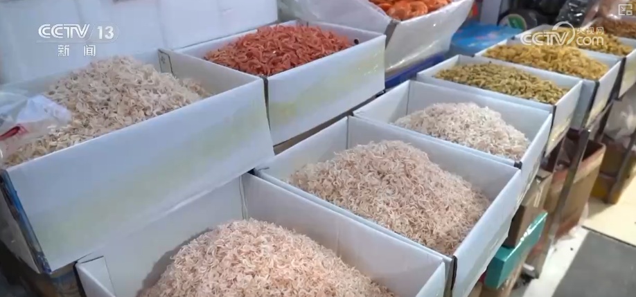 “鲜味经济”“鲜花经济”撬动节前火热消费 多地开启“年货交易模式”