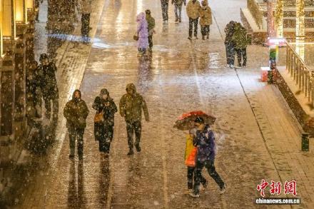 天津迎2026年首场降雪