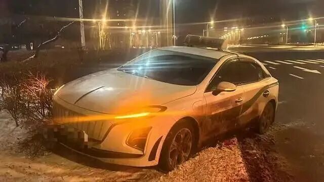 出租车司机遭醉酒乘客殴打致车辆失控，司机：不接受调解；律师说法