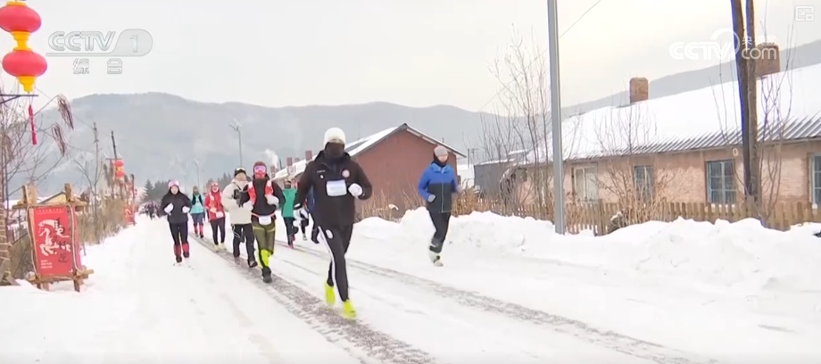 多元体验热“雪”沸腾聚人气 “冰雪+”跨界上“新”焕发新活力激活新消费