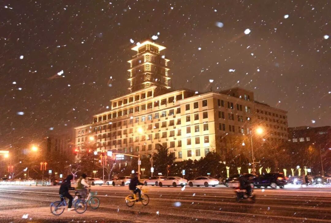 这，就是雪中的北京！