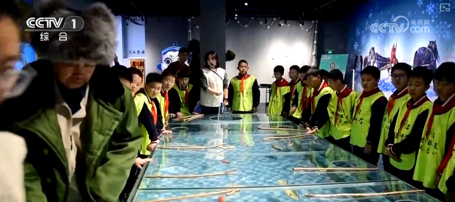 多元体验热“雪”沸腾聚人气 “冰雪+”跨界上“新”焕发新活力激活新消费