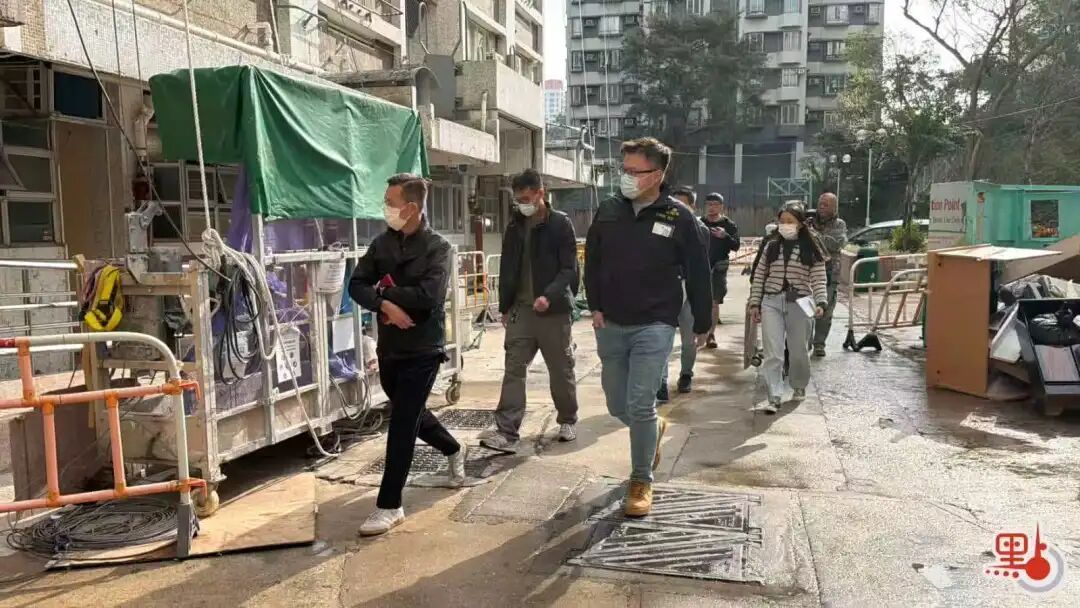 香港35岁女子要分手，去男友家收拾东西时遭杀害，头部有超十处裂伤，28岁非华裔嫌疑人潜逃内地半个月后落网