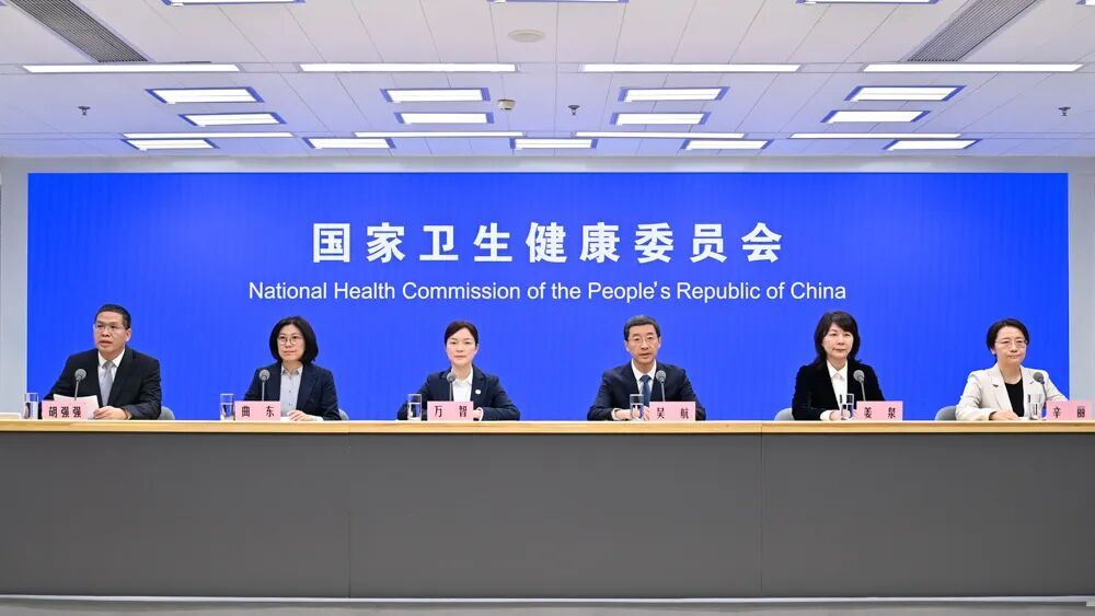 尚无疫苗和特效药！这种病毒最近高发，老人小孩千万注意