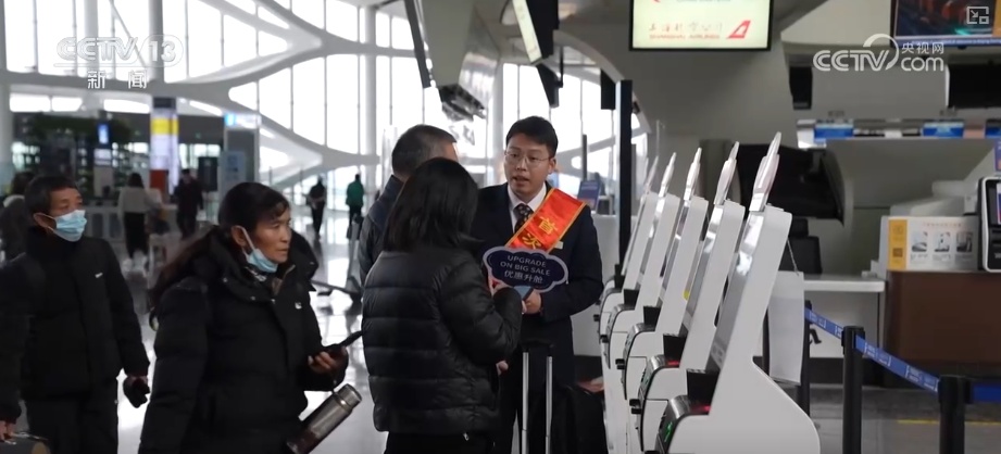 购票预约→进站乘车“全程友好”守护银发旅客出行 | 特色服务出行指南梳理↓