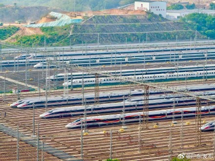 广深港高铁成全国开行密度最高的线路