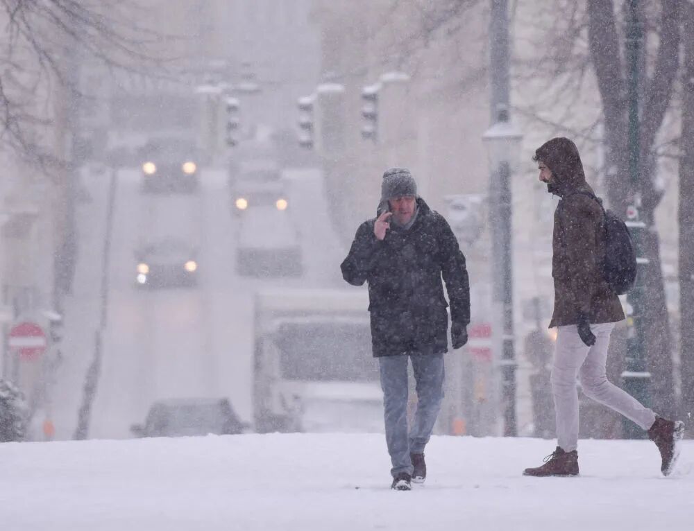 超200人参与救援！奥地利一天连续三场雪崩，造成至少8人遇难