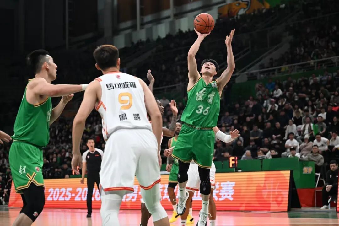 4分之差，辽篮主场惜败深圳队