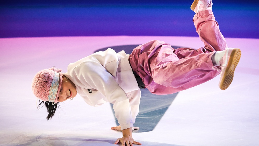 世界霹雳舞体育舞蹈节 中国选手已获四金