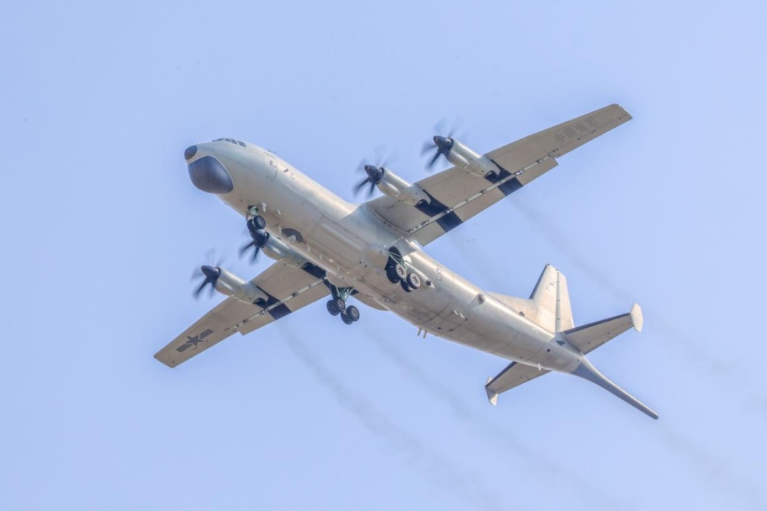 昼夜鏖战，深海猎鲨