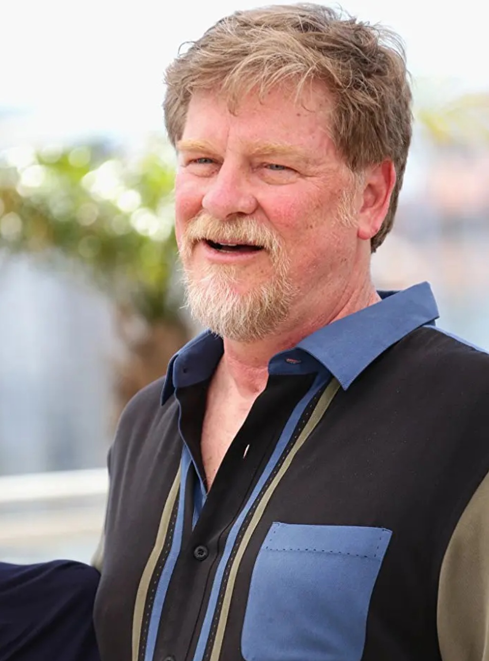 知名导演突然去世，上周还在旅行