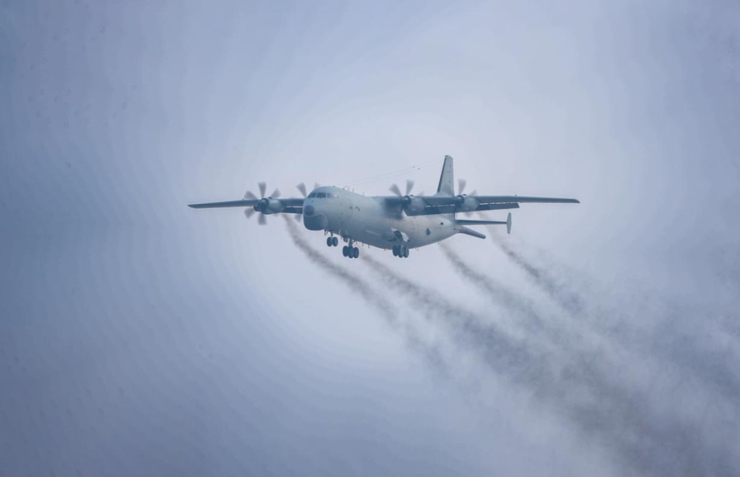 昼夜鏖战，深海猎鲨