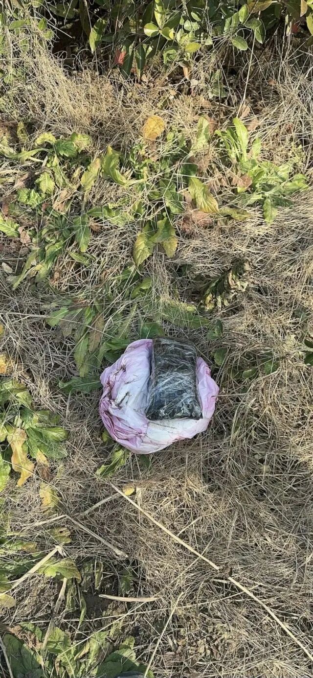 杭州女民警假扮诈骗受害者在荒无人烟的地方交易