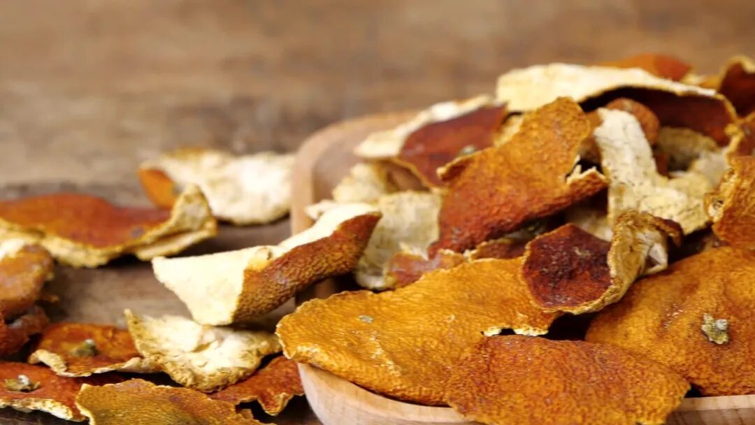 神奇草木 | 秋冬润燥+日常滋补！五神板栗排骨汤，请安排~