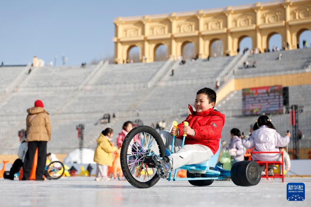 塞上湖城 乐享冰雪旅游