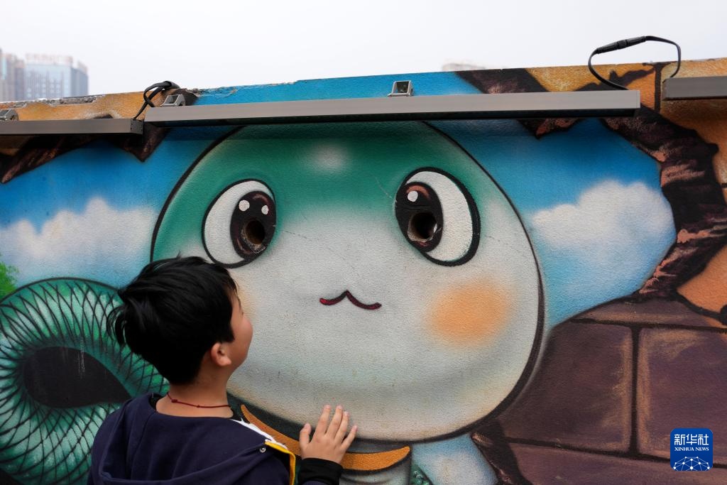 “湘超”冠军城 足球热不熄