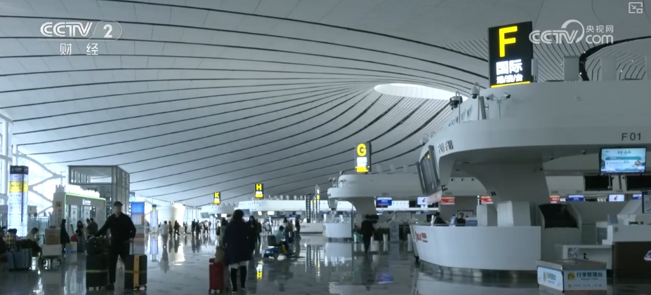 返乡、探亲、学生与旅游度假客流叠加 春运航空出行需求旺盛