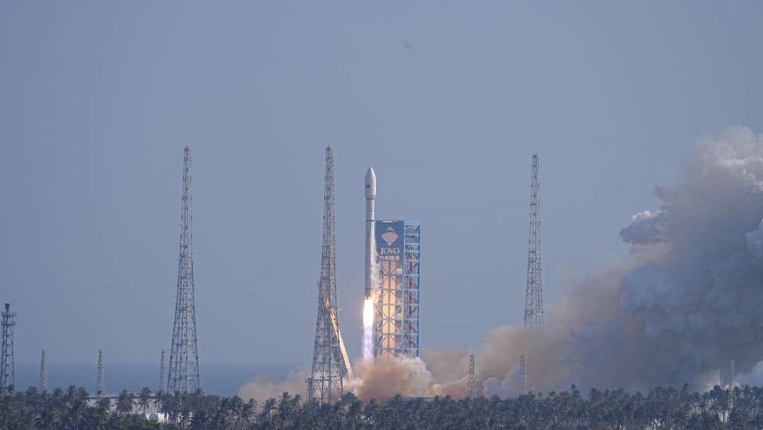 我国在文昌成功发射卫星互联网低轨19组卫星