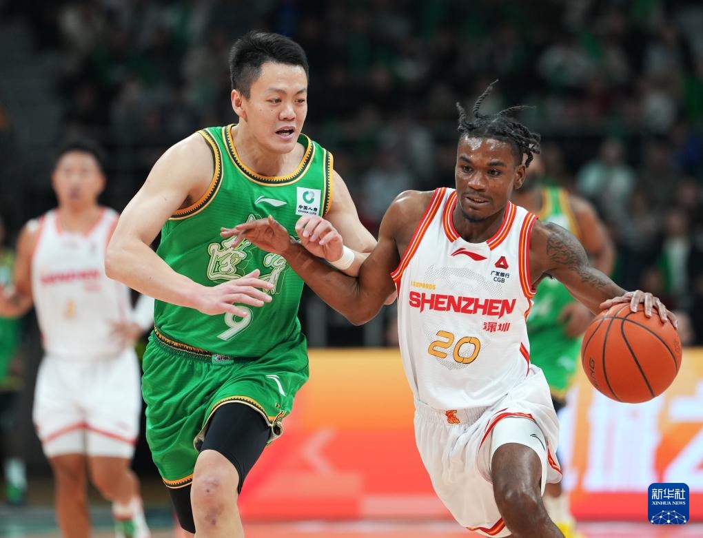 CBA常规赛：辽宁本钢不敌深圳马可波罗