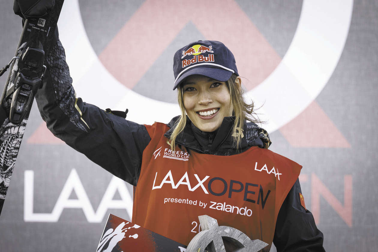 谷爱凌拿到世界杯个人第20冠，下月将出征米兰冬奥会