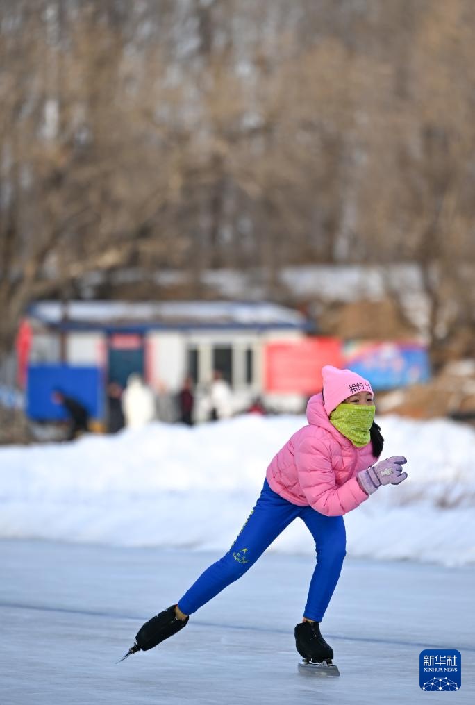 全民健身——扎兰屯冬日冰趣