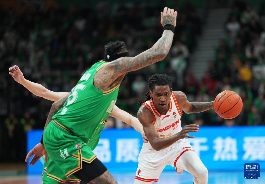 CBA常规赛：辽宁本钢不敌深圳马可波罗