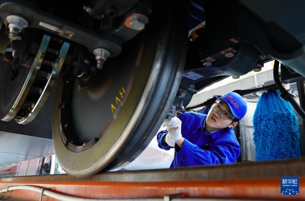 科技赋能 备战春运