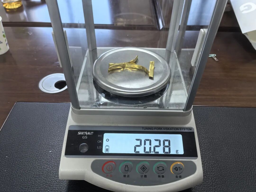 盗金贼遇“鬼秤” 株洲警方破获盗销金饰“案中案”